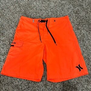 Hurley Men's Orange Dri Fit Board Shorts RN#100691 Size 32 - Good Condition